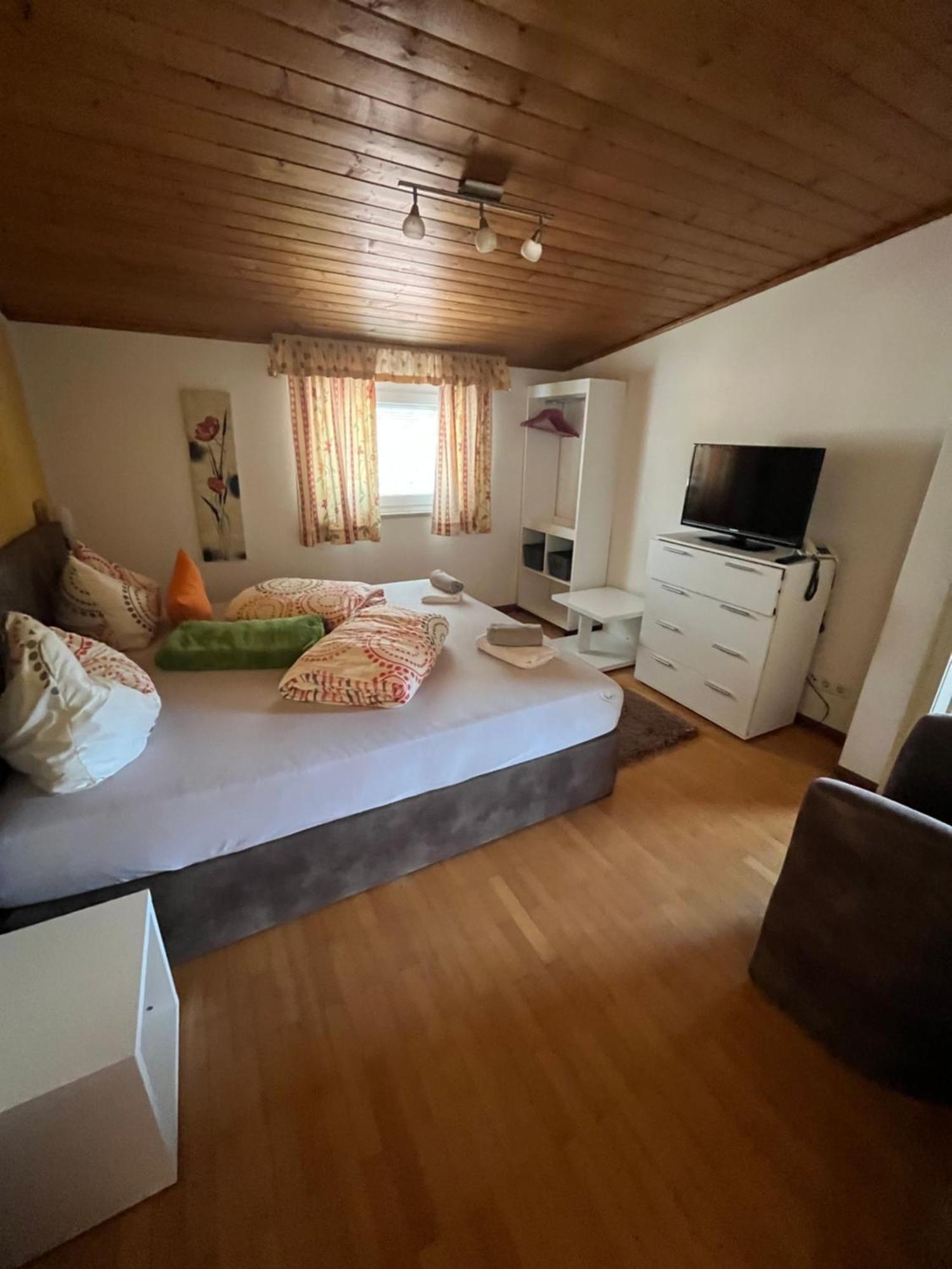 Hotel Krone Morter Eksteriør billede